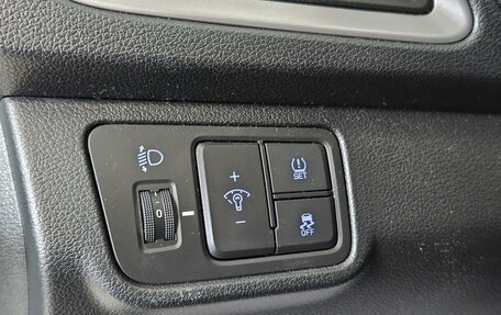 Hyundai Solaris II рестайлинг, 2018 год, 1 745 000 рублей, 14 фотография