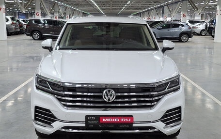 Volkswagen Touareg III, 2019 год, 5 250 000 рублей, 6 фотография