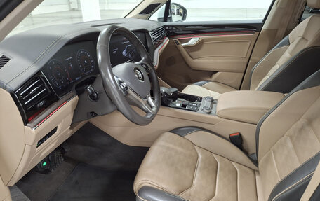 Volkswagen Touareg III, 2019 год, 5 250 000 рублей, 20 фотография
