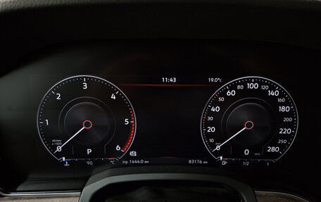 Volkswagen Touareg III, 2019 год, 5 250 000 рублей, 17 фотография