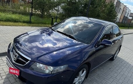 Honda Accord VII рестайлинг, 2004 год, 650 000 рублей, 10 фотография