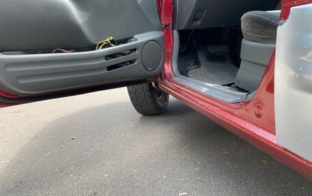 Chevrolet Tracker II, 2001 год, 630 000 рублей, 23 фотография