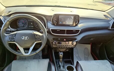 Hyundai Tucson III, 2018 год, 2 140 000 рублей, 17 фотография