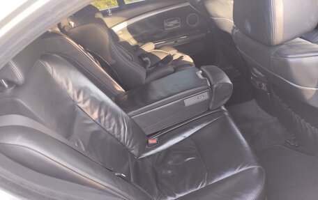 BMW 7 серия, 2005 год, 999 000 рублей, 23 фотография