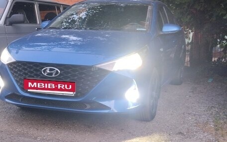 Hyundai Solaris II рестайлинг, 2020 год, 1 300 000 рублей, 10 фотография