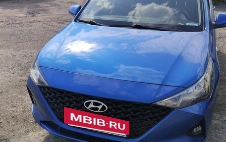 Hyundai Solaris II рестайлинг, 2020 год, 1 300 000 рублей, 6 фотография