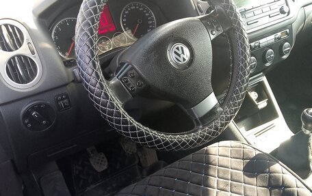 Volkswagen Tiguan I, 2008 год, 850 000 рублей, 4 фотография