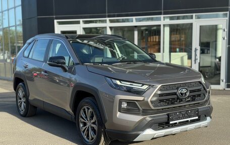 Toyota RAV4, 2024 год, 4 290 000 рублей, 3 фотография