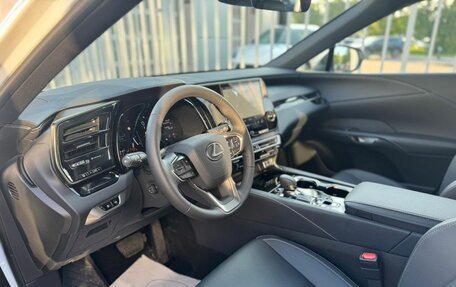 Lexus RX IV рестайлинг, 2025 год, 7 690 000 рублей, 23 фотография