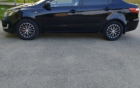 KIA Rio III рестайлинг, 2014 год, 1 000 000 рублей, 3 фотография