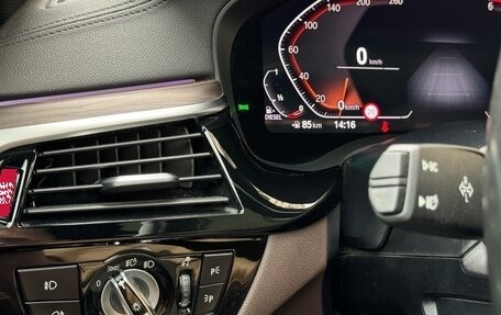 BMW 5 серия, 2019 год, 3 300 000 рублей, 21 фотография