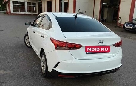 Hyundai Solaris II рестайлинг, 2020 год, 1 200 000 рублей, 2 фотография