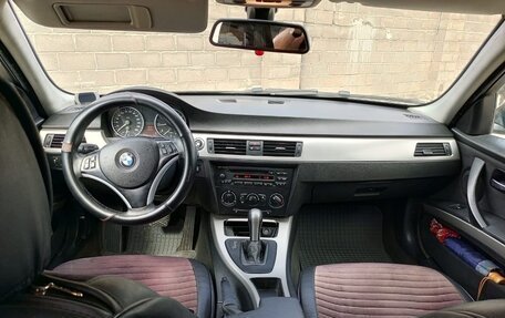 BMW 3 серия, 2006 год, 1 100 000 рублей, 13 фотография
