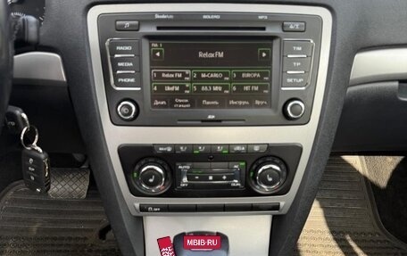 Skoda Octavia, 2011 год, 1 050 000 рублей, 12 фотография