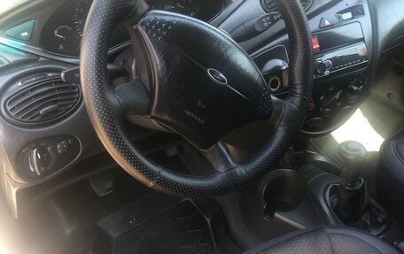 Ford Focus IV, 2000 год, 170 000 рублей, 12 фотография