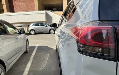 Toyota RAV4, 2017 год, 2 450 000 рублей, 6 фотография