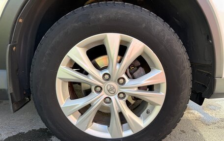 Toyota RAV4, 2017 год, 2 450 000 рублей, 9 фотография
