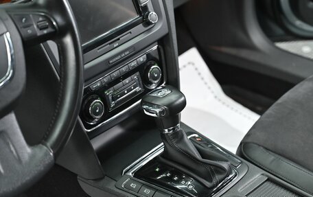 Skoda Superb III рестайлинг, 2012 год, 1 195 000 рублей, 10 фотография