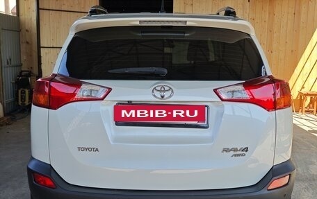 Toyota RAV4, 2014 год, 2 070 000 рублей, 3 фотография