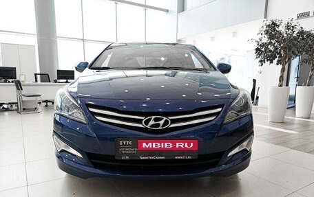 Hyundai Solaris II рестайлинг, 2016 год, 897 000 рублей, 2 фотография