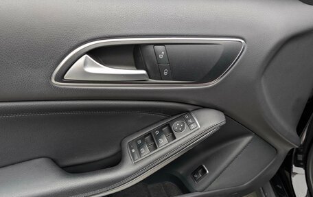 Mercedes-Benz GLA, 2016 год, 1 899 000 рублей, 11 фотография