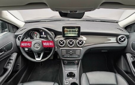 Mercedes-Benz GLA, 2016 год, 1 899 000 рублей, 16 фотография