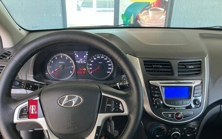 Hyundai Solaris II рестайлинг, 2012 год, 630 000 рублей, 6 фотография