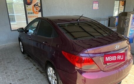 Hyundai Solaris II рестайлинг, 2012 год, 630 000 рублей, 3 фотография