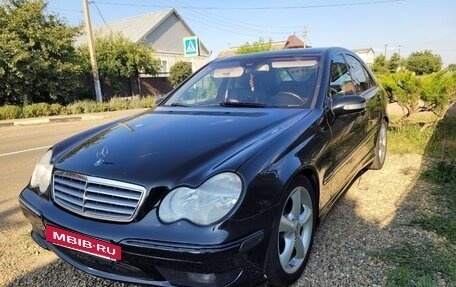 Mercedes-Benz C-Класс, 2004 год, 650 000 рублей, 6 фотография
