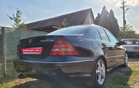 Mercedes-Benz C-Класс, 2004 год, 650 000 рублей, 3 фотография