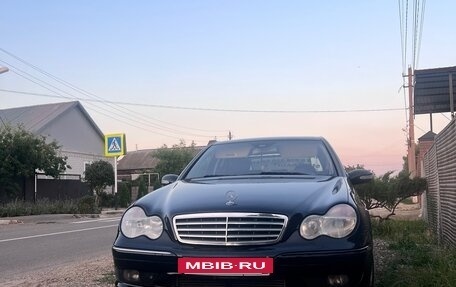 Mercedes-Benz C-Класс, 2004 год, 650 000 рублей, 7 фотография