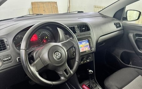 Volkswagen Polo VI (EU Market), 2011 год, 813 000 рублей, 5 фотография