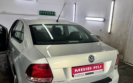 Volkswagen Polo VI (EU Market), 2011 год, 813 000 рублей, 4 фотография