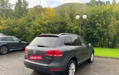 Volkswagen Touareg III, 2012 год, 2 100 000 рублей, 2 фотография