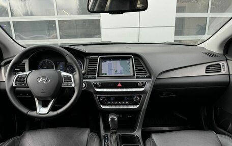 Hyundai Sonata VII, 2019 год, 1 649 000 рублей, 7 фотография