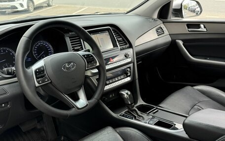Hyundai Sonata VII, 2019 год, 1 649 000 рублей, 5 фотография
