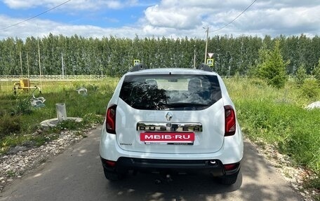 Renault Duster I рестайлинг, 2016 год, 895 000 рублей, 4 фотография