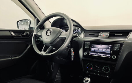 Skoda Rapid I, 2019 год, 1 370 000 рублей, 15 фотография