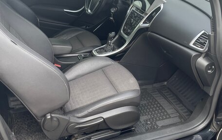 Opel Astra J, 2013 год, 765 000 рублей, 8 фотография