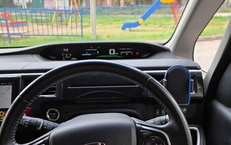 Honda Stepwgn IV, 2018 год, 3 190 000 рублей, 5 фотография