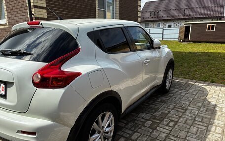 Nissan Juke II, 2011 год, 700 000 рублей, 2 фотография