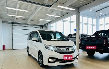 Honda Stepwgn IV, 2017 год, 2 449 000 рублей, 8 фотография