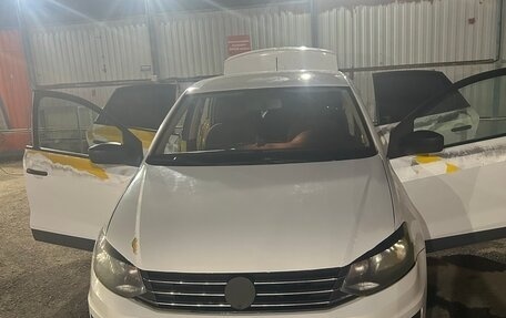 Volkswagen Polo VI (EU Market), 2017 год, 690 000 рублей, 5 фотография