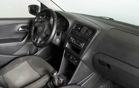 Volkswagen Polo VI (EU Market), 2014 год, 499 000 рублей, 4 фотография