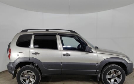 Chevrolet Niva I рестайлинг, 2020 год, 930 000 рублей, 4 фотография