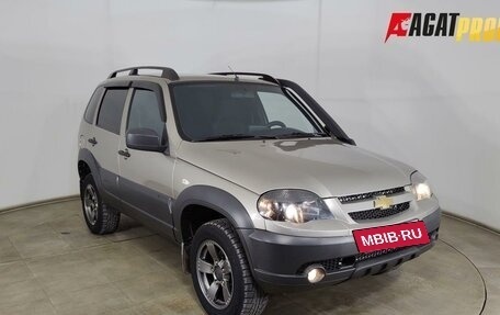 Chevrolet Niva I рестайлинг, 2020 год, 930 000 рублей, 3 фотография