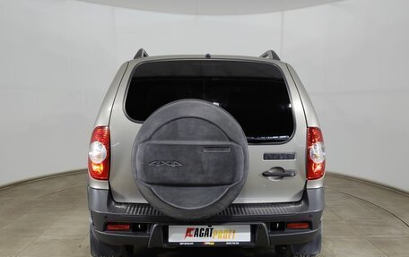 Chevrolet Niva I рестайлинг, 2020 год, 930 000 рублей, 6 фотография