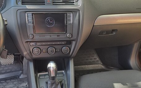 Volkswagen Jetta VI, 2015 год, 1 150 000 рублей, 13 фотография