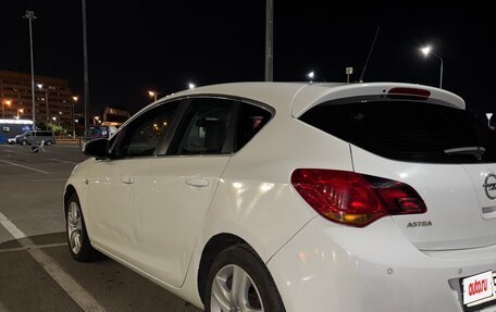 Opel Astra J, 2012 год, 585 000 рублей, 4 фотография