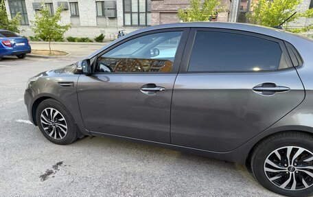 KIA Rio III рестайлинг, 2013 год, 950 000 рублей, 4 фотография
